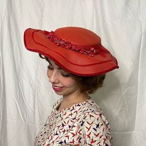 Vintage 1950s Platter Red Hat